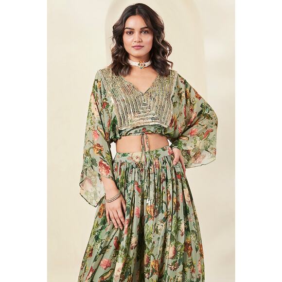 Basanti Kapde Aur Koffee Two-Piece Chinon Green Floral L/XL - Picture 2 of 16